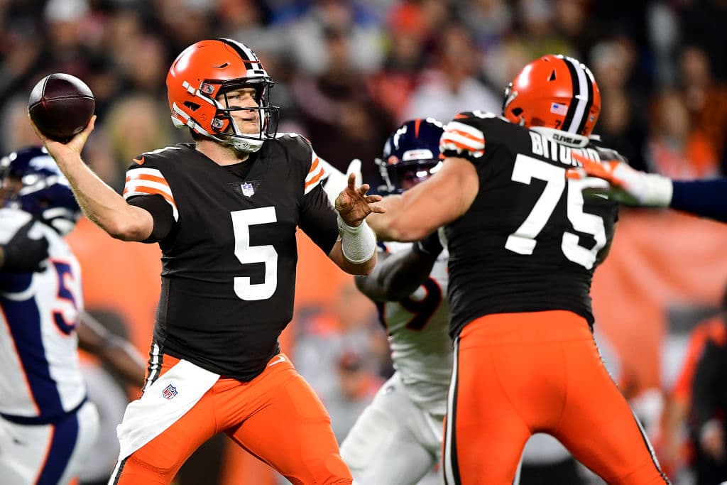 Cleveand tomó la ventaja desde el primer cuarto y se aseguró que eso se mantuviera hasta el final para asegurara el triunfo 14-17 sobre los Denver Broncos.