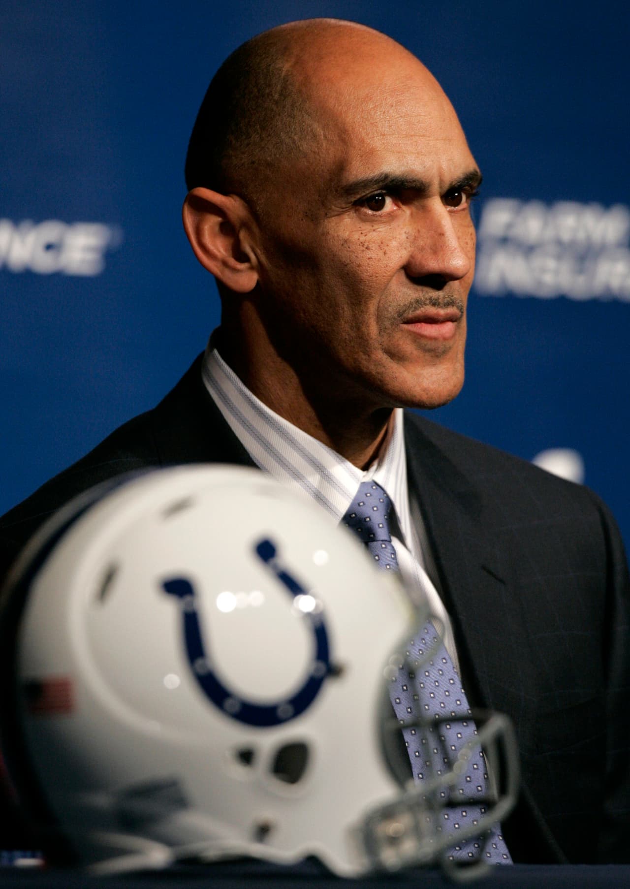 TONY DUNGY - Coach (Tampa Bay Buccaneers 1996-2001, Indianapolis Colts 2002-2008)