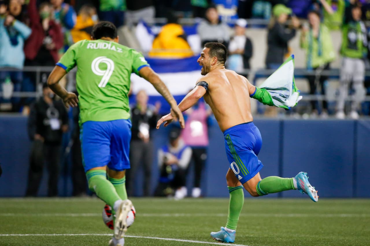 Seattle en el Nirvana: Lodeiro y Ruidíaz en la mesa de Kurt Cobain y Bill Gates