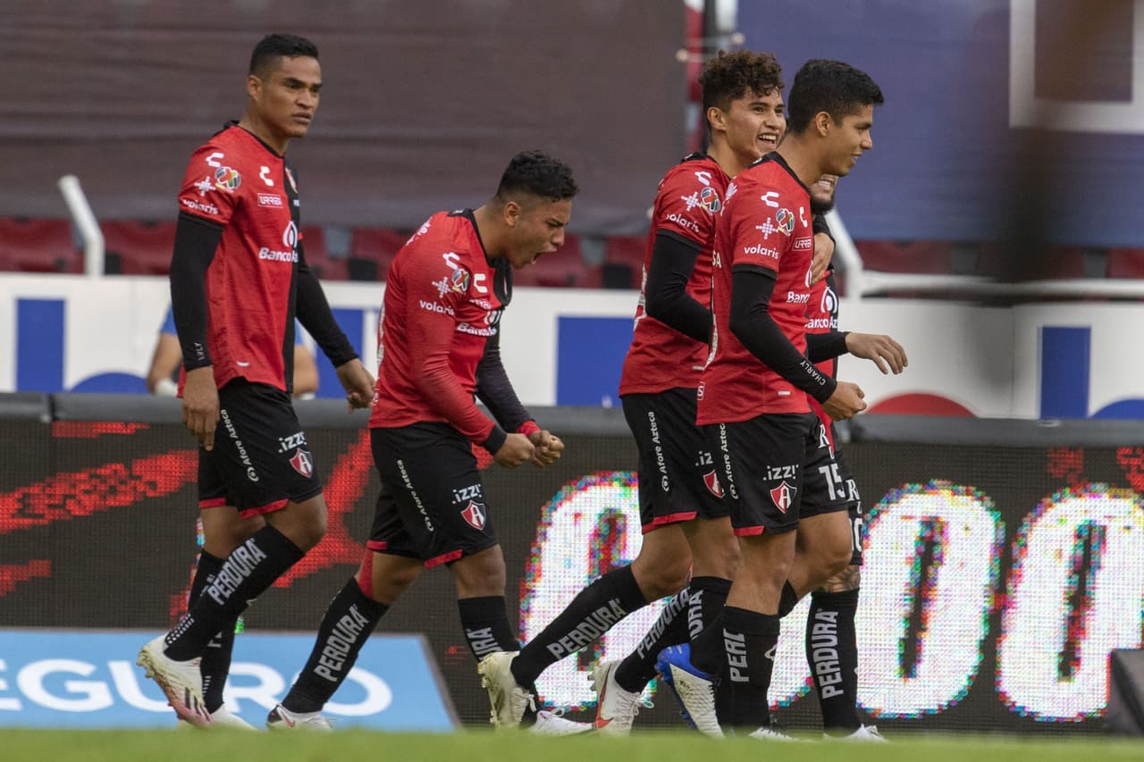 Con goles de Aldo Rocha, Ian Torres y Ángel Márquez Atlas consigue importante victoria de 3-1 sobre el Atlético San Luis. Los Potosinos se quedan con 11 unidades y el Atlas llega a 12.
