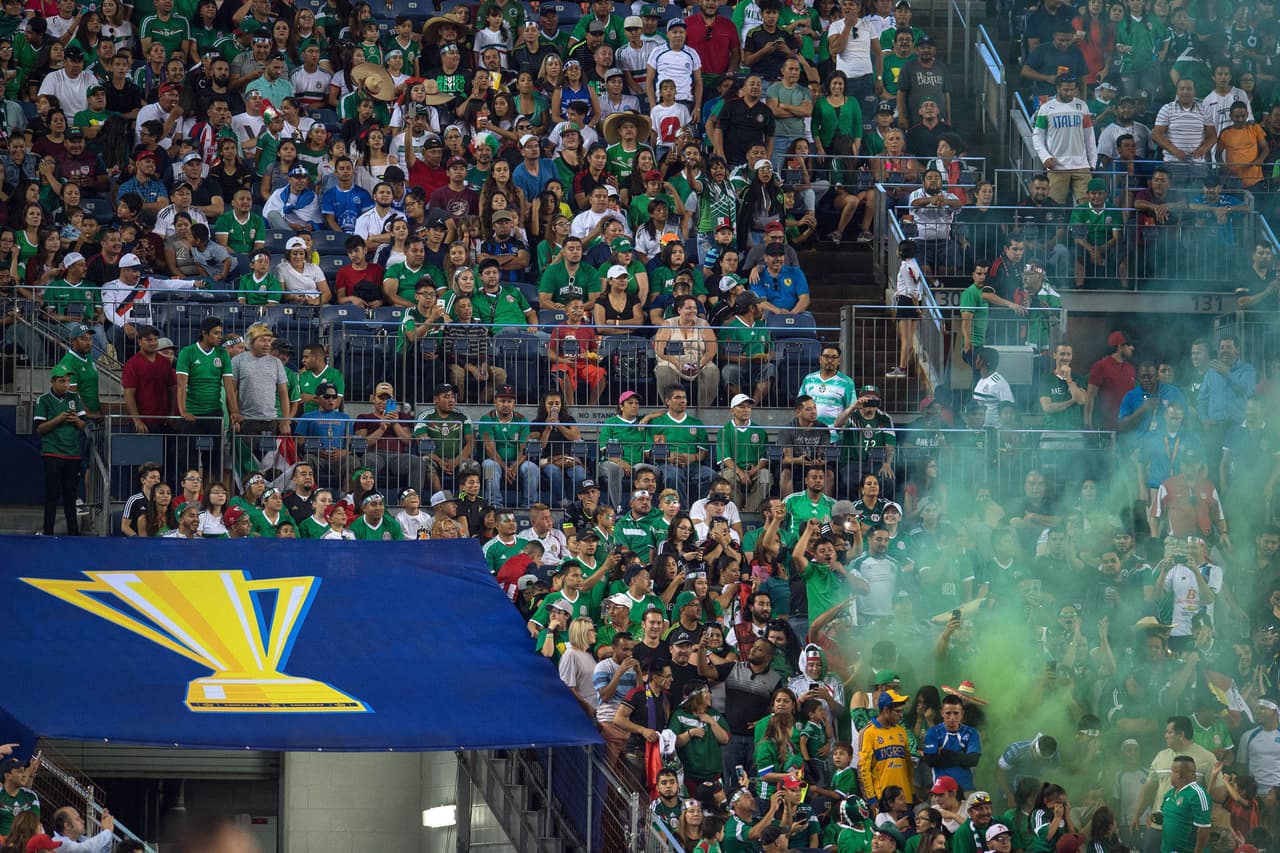 Action photo during the Mexico vs Jamaica, Corresponding grop -C- of the 2017 CONCACAF Gold Cup, at Sports Authority Field Stadium, Denver Colorado. Foto de accion durante el partido Mexico vs Jamaica, COrrespondiente al Grupo -C- de la Copa Oro de la CONCACAF 2017, en el Estadio Sports Authority Field, Denver, Colorado, en al foto: Fans 13/07/2017/MEXSPORT/Javier Ramirez.