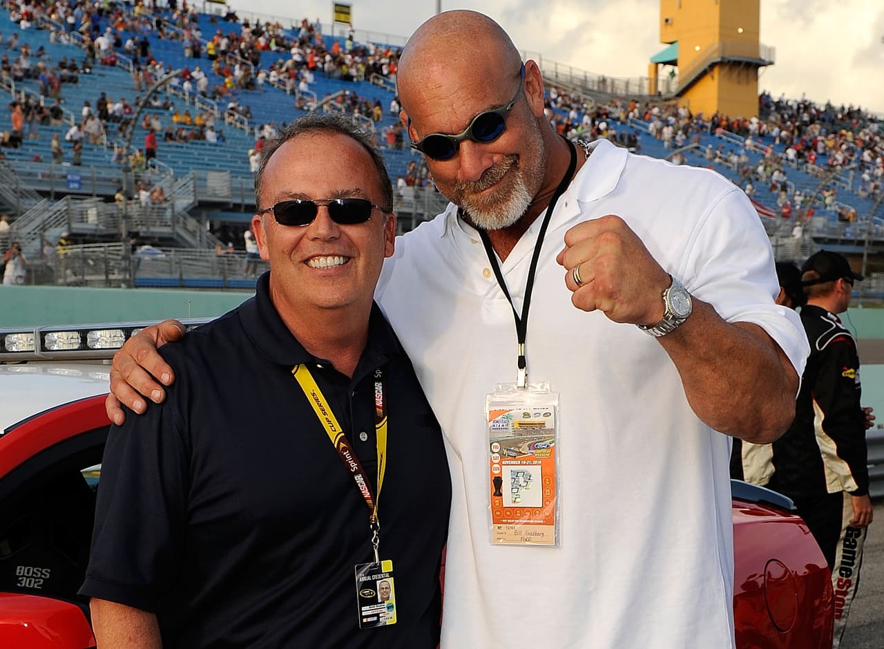 Drax the Destroyer de los Guardians of the Galaxy es un ser con fuerza sobrehumana y gran combatiente cuerpo a cuerpo. Goldberg (der), luchador de la WWE, se asemeja en lo general al personaje.