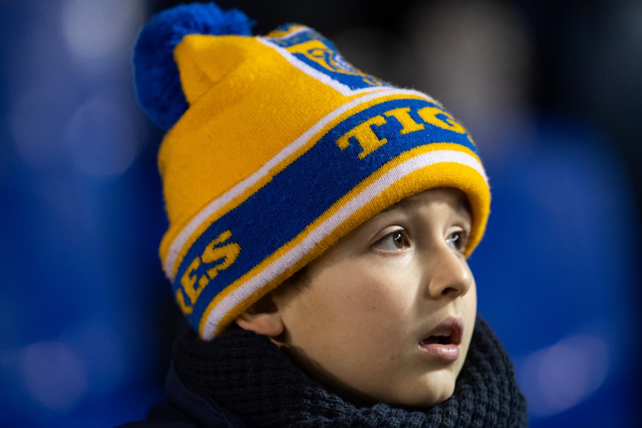 Los niños también acompañan a Tigres en su encuentro contra Cruz Azul.