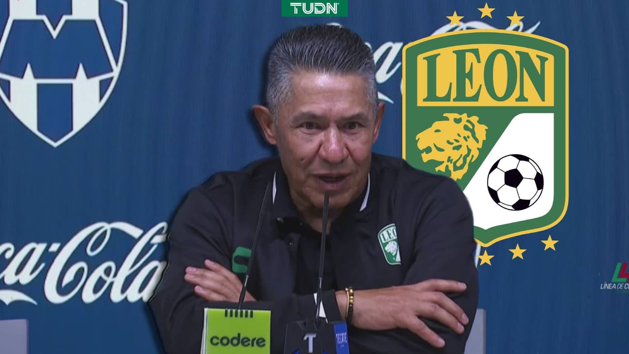 Ignacio Ambriz deja su futuro en manos de la directiva de León