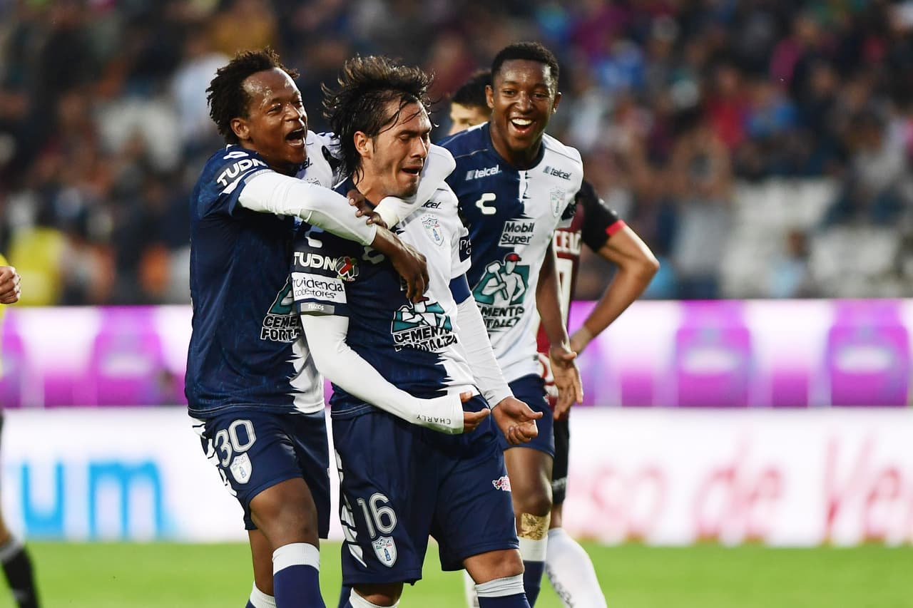 Con un tiro de afuera del área, el 'Burrito' Hernández marcó el 2-0 para los locales. Así se desarrollaron los primeros 45 minutos con ventaja parcial para Pachuca. 
<br>