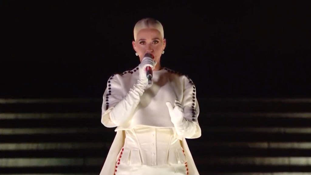 Perry considera esta canción como un ‘himno de empoderamiento’; este sencillo se desprende del álbum Teenage Dream.