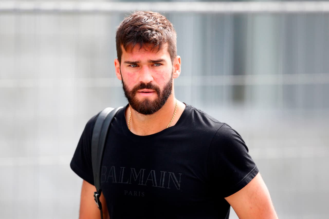 Alisson Becker (del A.S. Roma al Liverpool F.C.) - 73,6 millones de dólares.