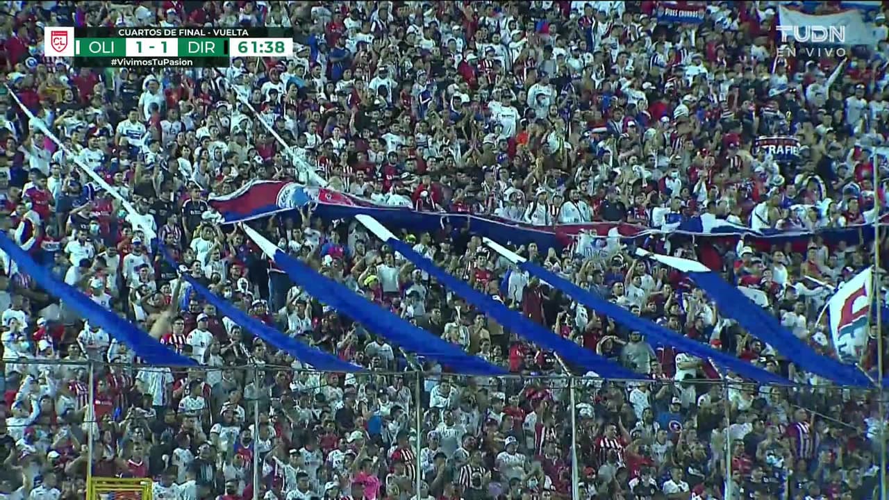 ¡GOOOL! Jerry Bengtson anota para Club Deportivo Olimpia.