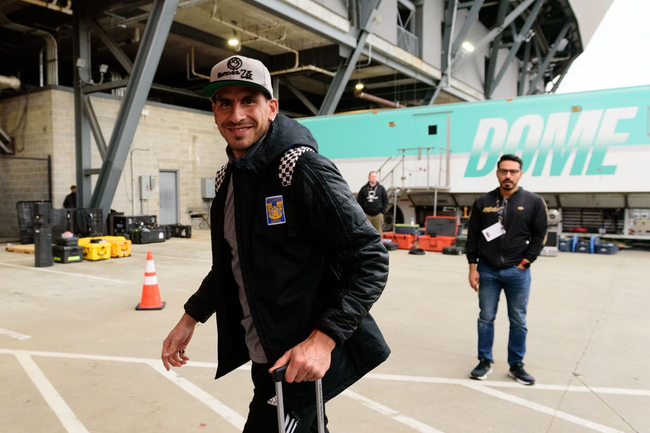 Nahuel Guzmán es duda con Tigres para enfrentar a León