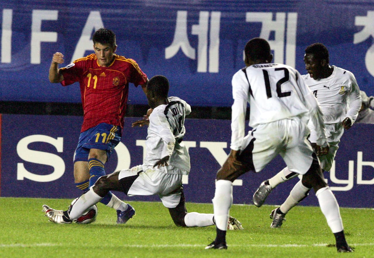 Isma López también estuvo en ese equipo, gracias a su trabajo en la cantera del Athletic de Bilbao.