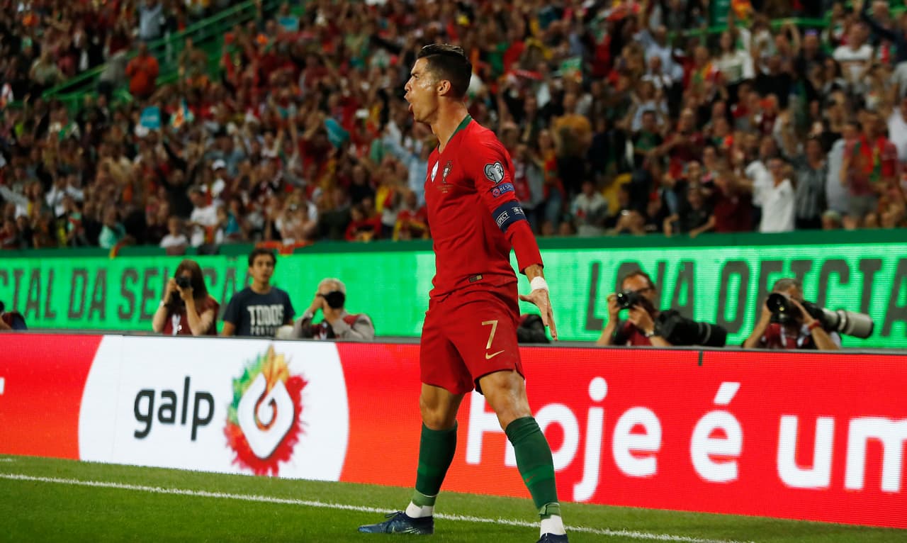 En el grupo B, Portugal cierra la jornada con 11 puntos y se ubica en la segunda posición; Luxemburgo acumula cuatro puntos en el cuarto puesto.