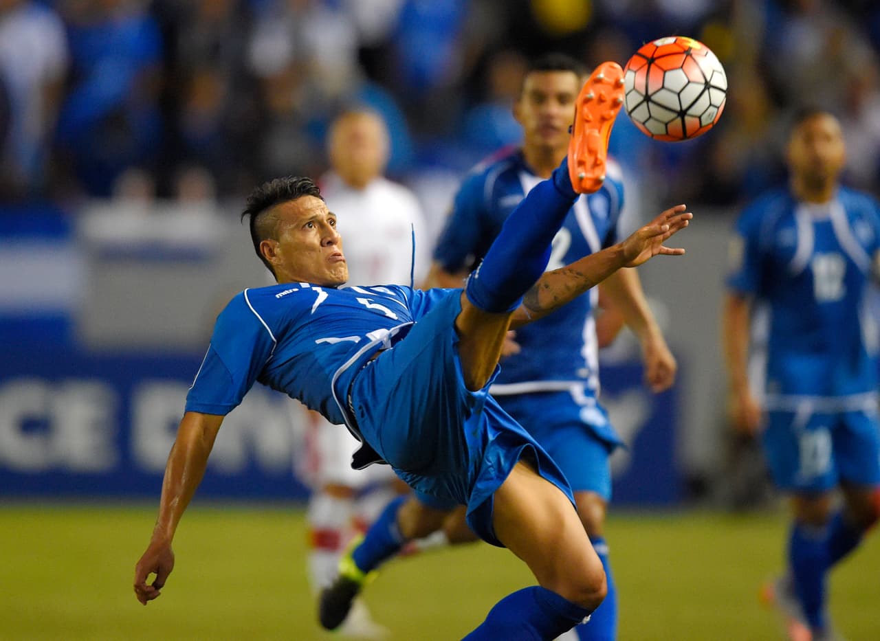 Calificamos a El Salvador ante Canadá