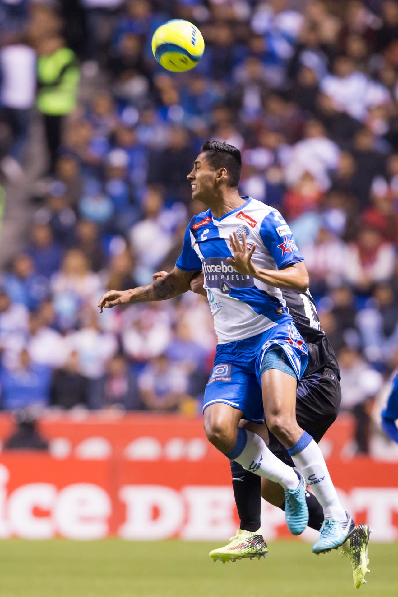 Mientras que el local, encabezado una vez más por Francisco Javier Acuña, siempre mantuvo la calma y el control táctico del encuentro.