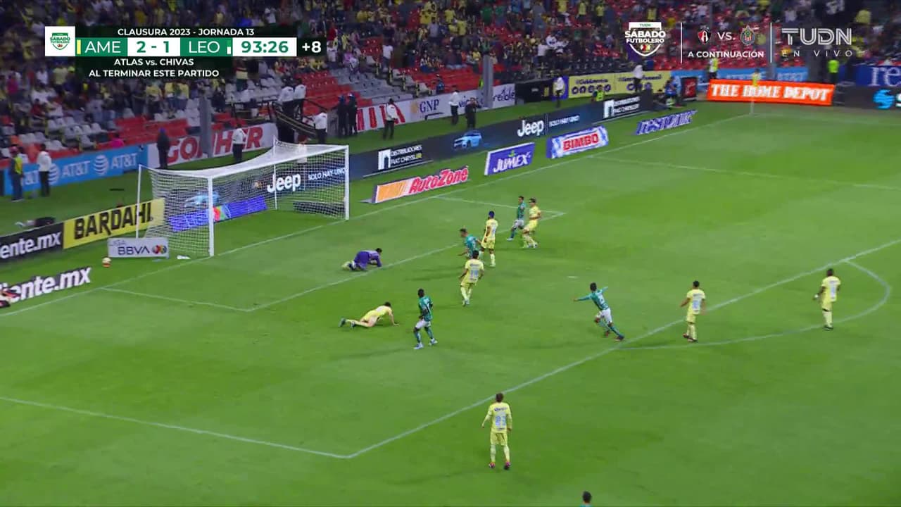¡GOOOL! Joel Campbell anota para León.