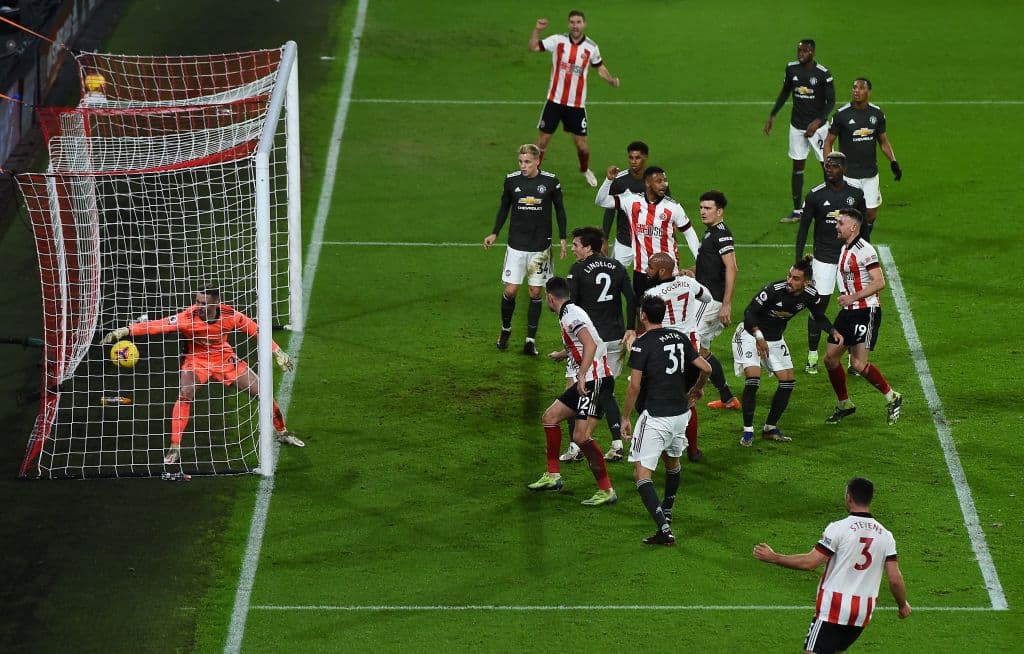 Tras la victoria 2-3 sobre Sheffield, Manchester United cierra la jornada con 23 unidades, sólo a cinco de diferencia con el puntero de la Premier League.
