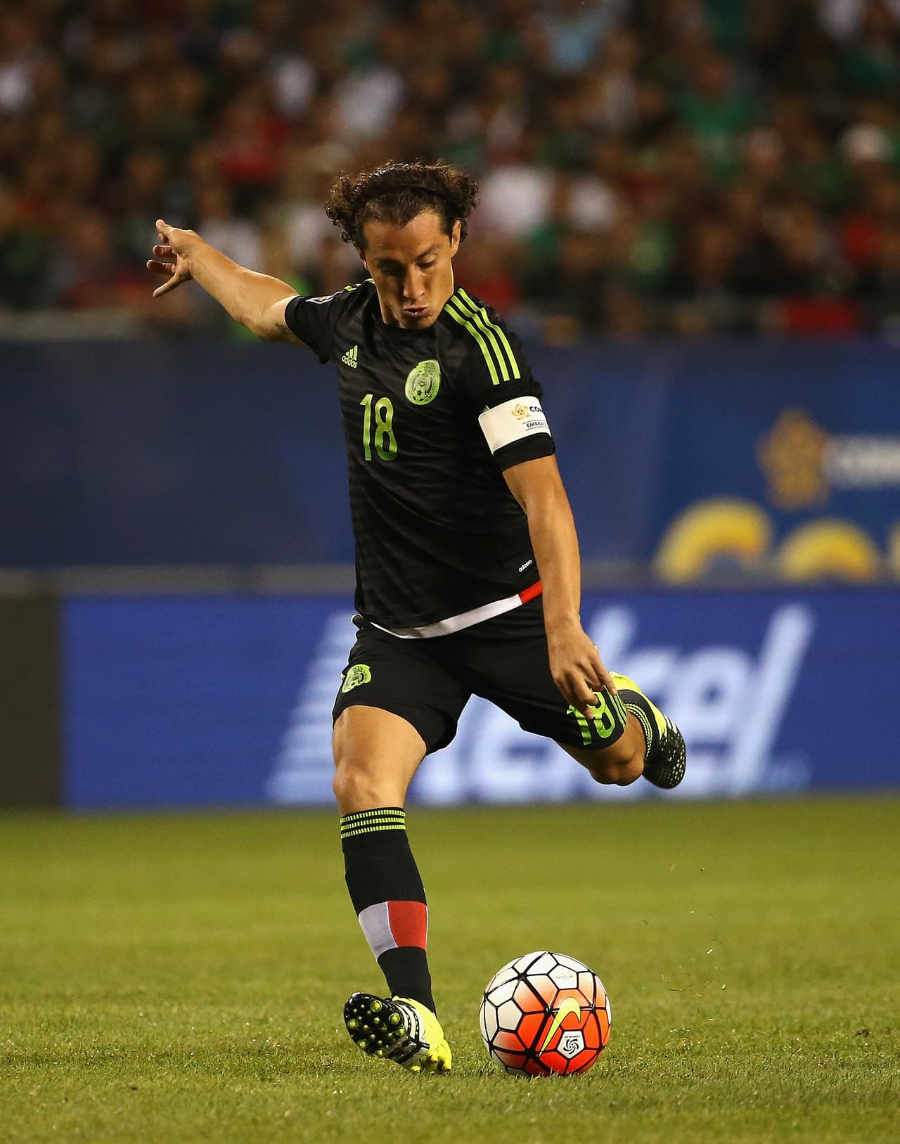 Lo que es un hecho es que el volante por izquierda ante Argentina será el capitán de la selección en Copa Oro, Andrés Guardado. El jugador del PSV de Holanda reaparecerá en su posición de ataque para imprimir su personalidad y talento desde dicha parcela.