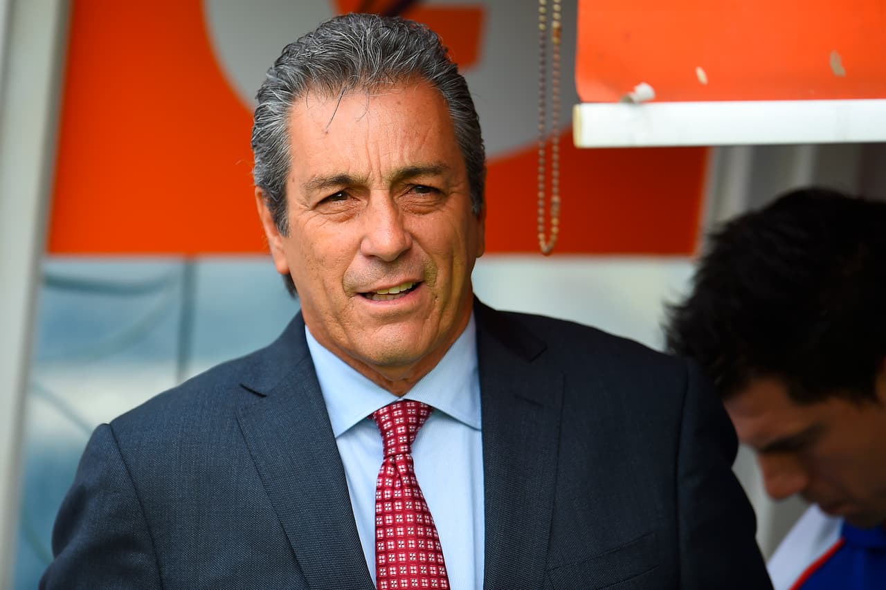 Tomás Boy asumió el 2 de octubre de 2015 para darle su toque a la Máquina, pero en 37 partidos ganó diez, empató 17 y perdió diez. Su salida fue en octubre del 2016 con un balance del 42 por ciento.