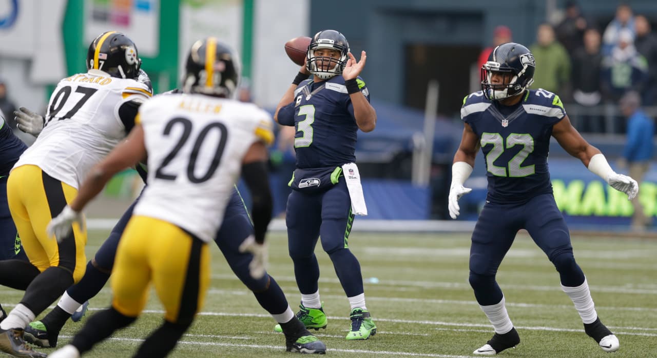 1.- El quarterback de Seattle RUSSELL WILSON lanzó cinco pases de touchdown (máximo en su carrera) sin intercepciones en la victoria de los Seahawks 39-30 sobre Pittsburgh.