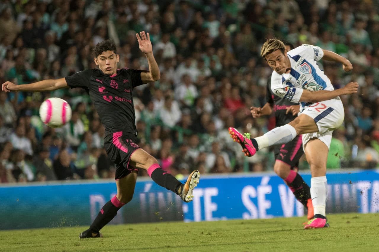 Santos y Pachuca empatan a dos goles, y reducen sus aspiraciones de Liguilla