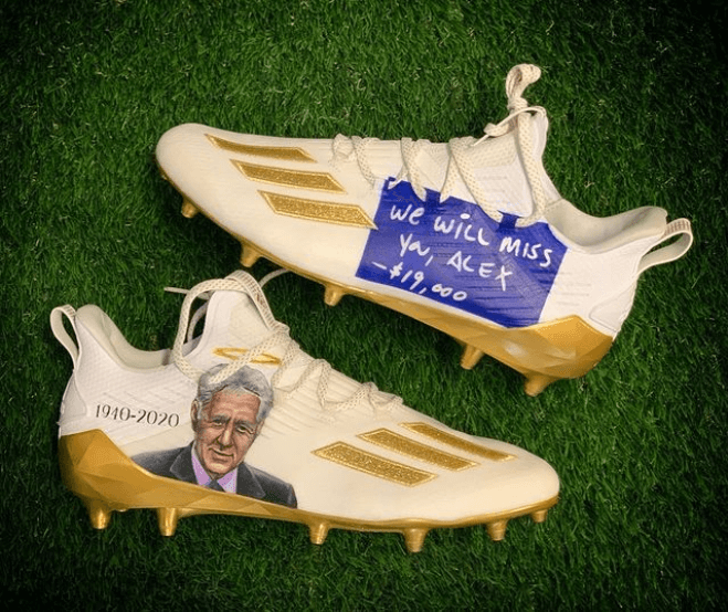 Algunos recuerdan a personas que ya fallecieron.