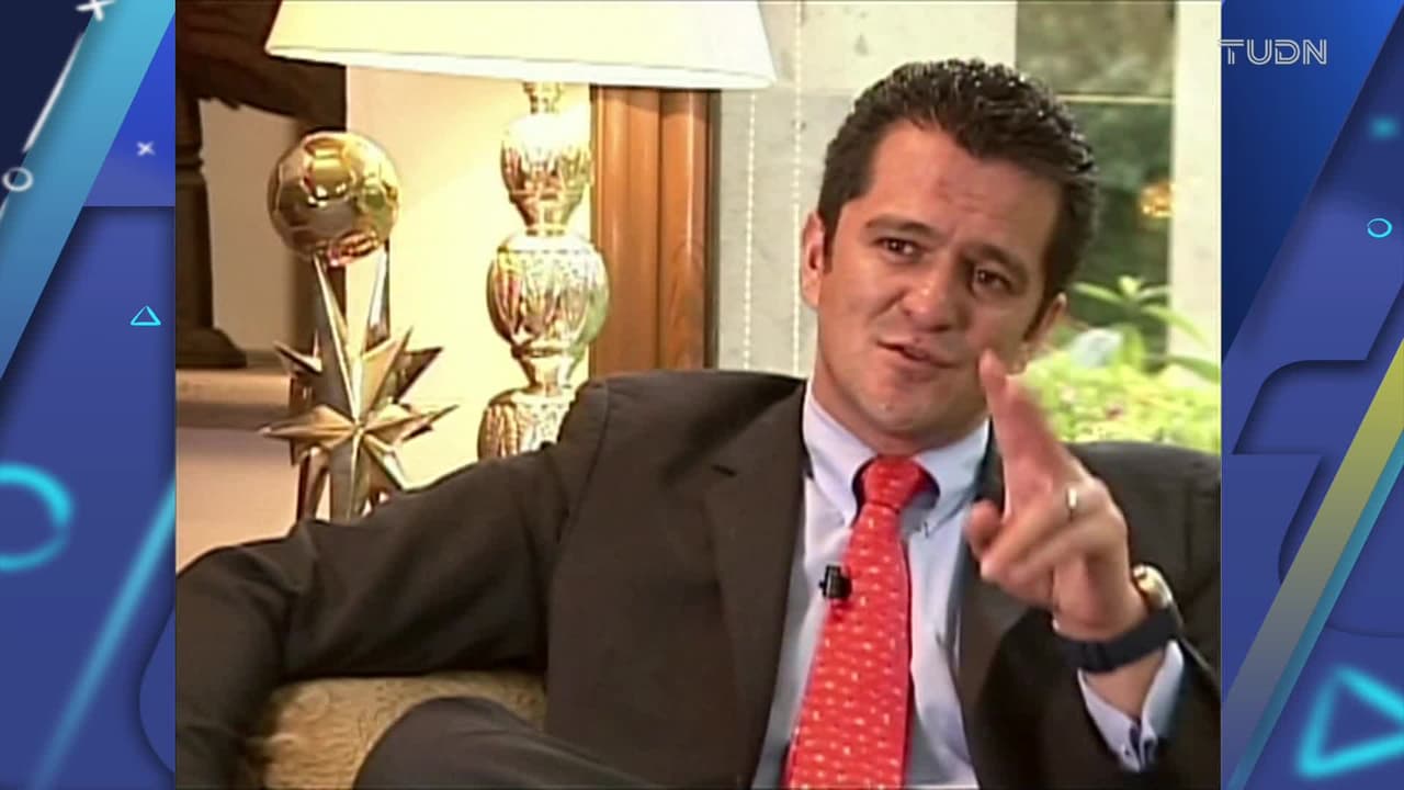 ¡TIRO ATAJADO! disparo por Jesús Angulo.
