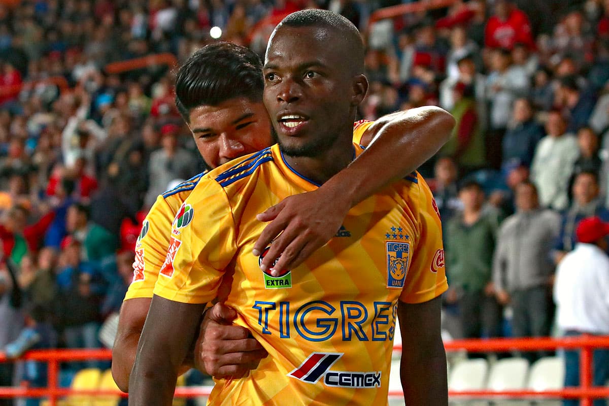 Enner Valencia marcó dos goles en el Apertura 2018, uno contra Atlas y otro contra Monarcas Morelia. El instinto goleador no se ha perdido.