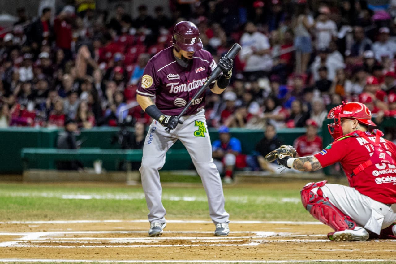 Venados superó 7-0 a los Tomateros para recortar distancia en la Serie Final de la LMP.