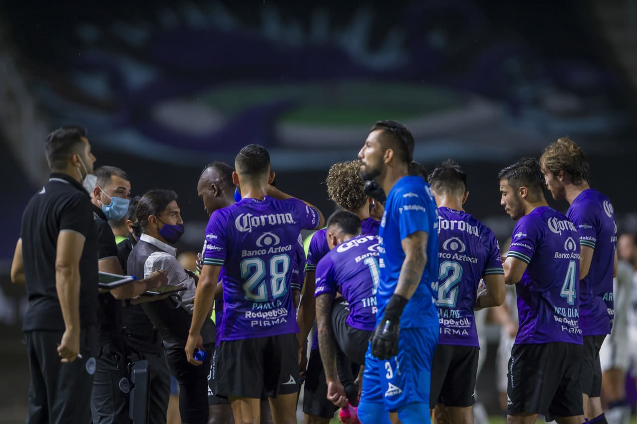 Antes de que llegara la pausa de hidratación, el duelo bajó de intensidad.