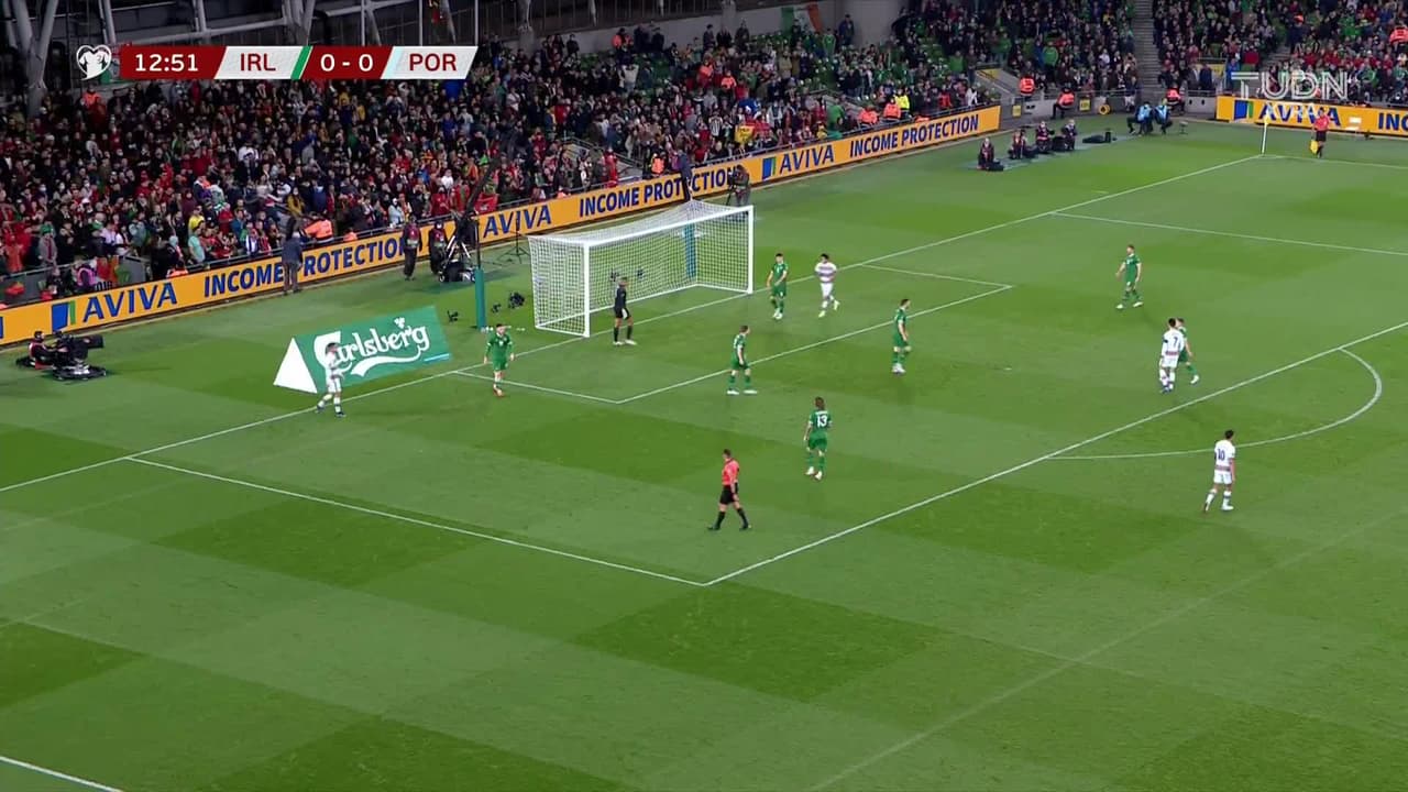 ¡TIRO ATAJADO! disparo por André Silva.