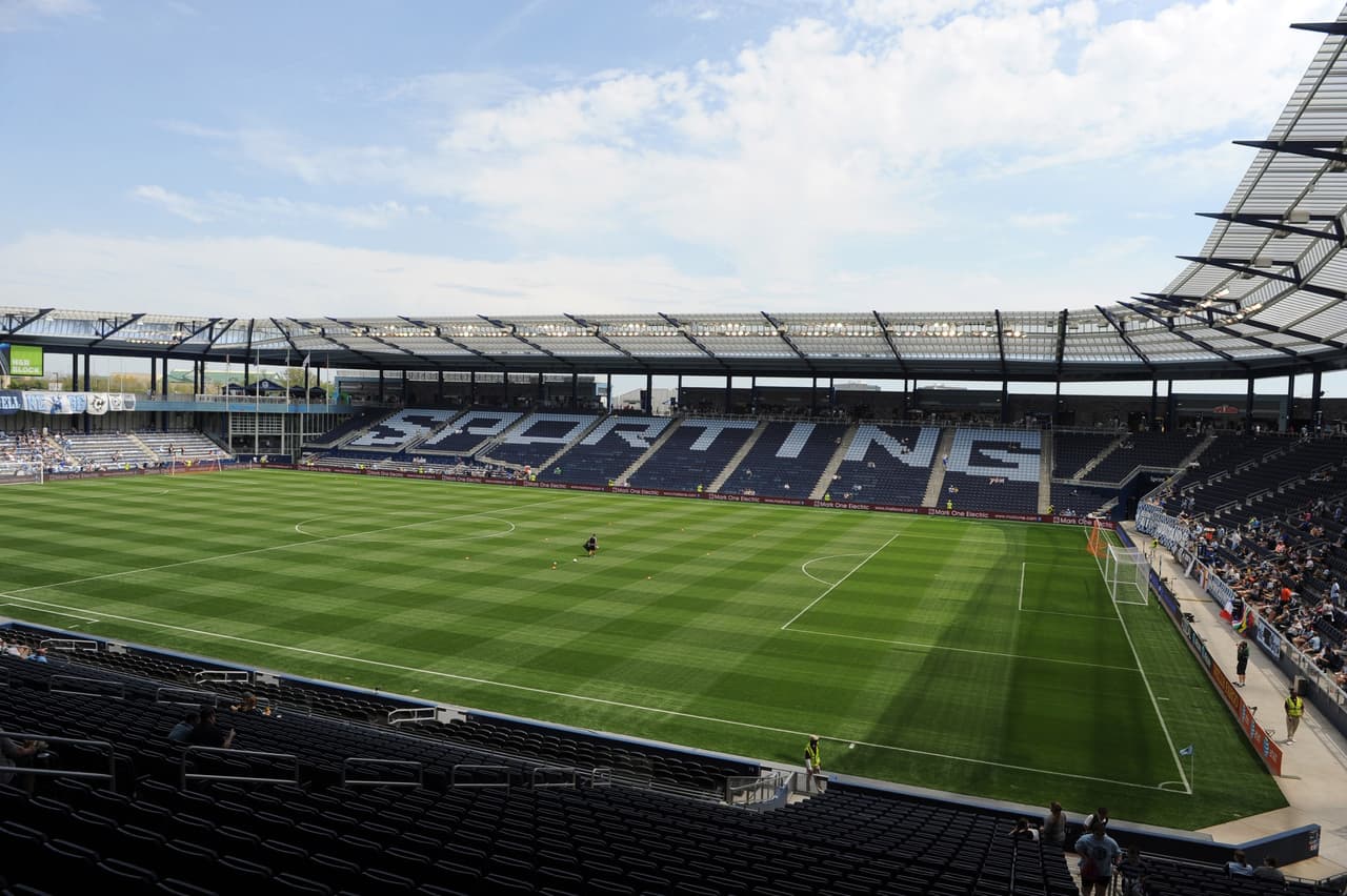 Sporting Kansas City. Abrió sus puertas el 9 de junio del 2011. Tiene capacidad para 18,467