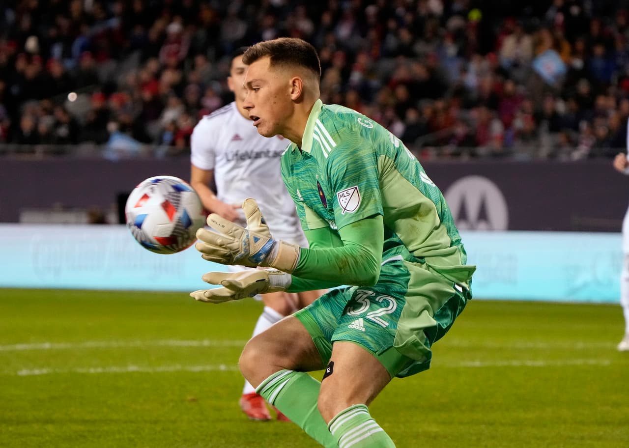 ARQUERO - Gabriel Slonina (Chicago Fire FC)