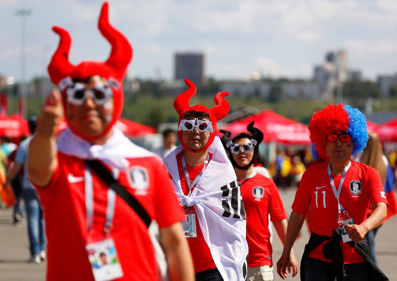 La alegría de los hinchas de Suecia y Corea del Sur la da un colorido especial al espectáculo en el duelo del grupo F entre dos de los rivales de México en el Mundial de Rusia 2018.