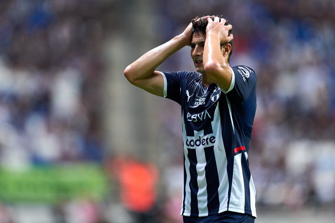 Rayados de Monterrey tuvo un partido muy gris y apenas pudo sacar un punto ante un Atlas que tampoco generó opciones pese a quedarse con un hombre más en gran parte del segundo tiempo.