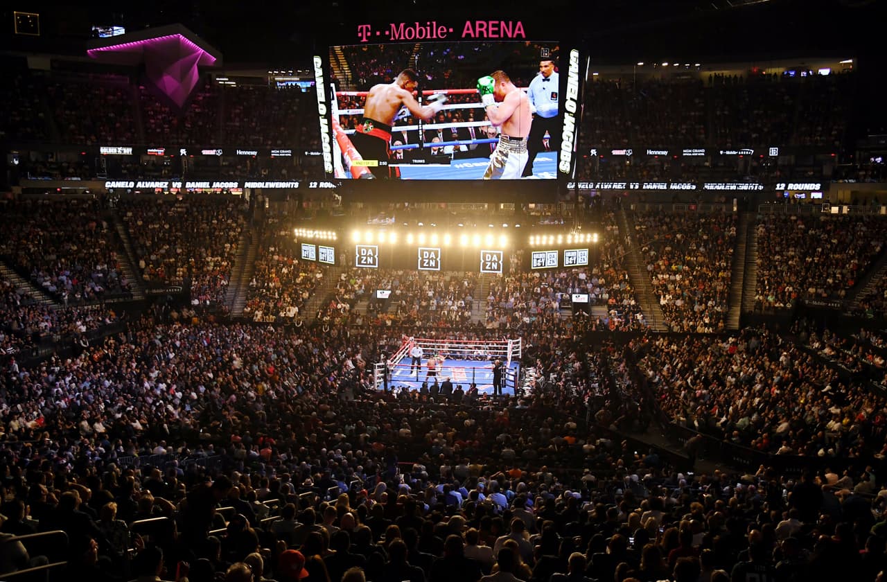 Canelo Álvarez es uno de los boxeadores que más taquilla ha obtenido en el T Mobile Arena; estuvo a punto de llenarlo ante Jacobs y GGG.