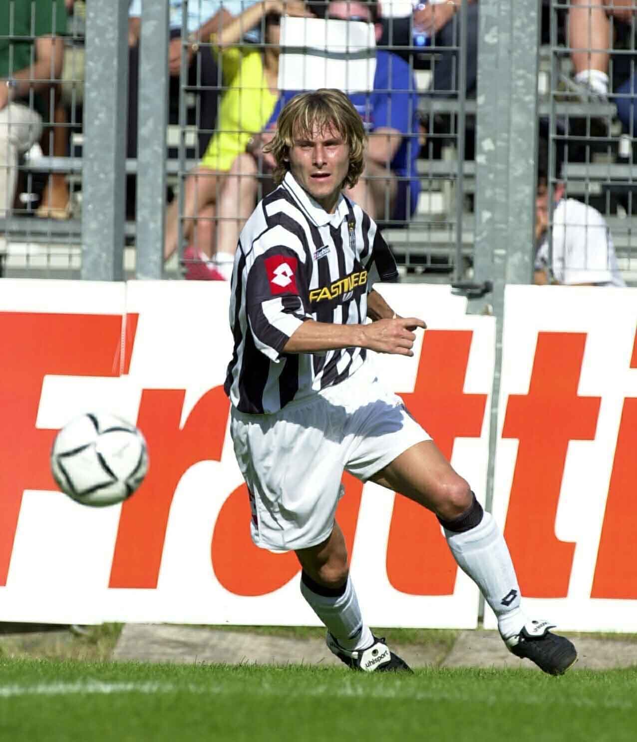 Pavel Nedved (República Checa): 2001-2009.