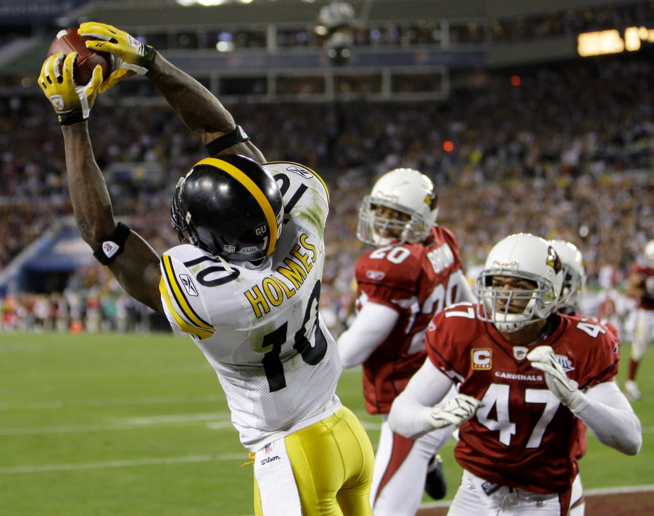 SUPER BOWL XLIII: Santonio Holmes Pittsburgh Steelers.