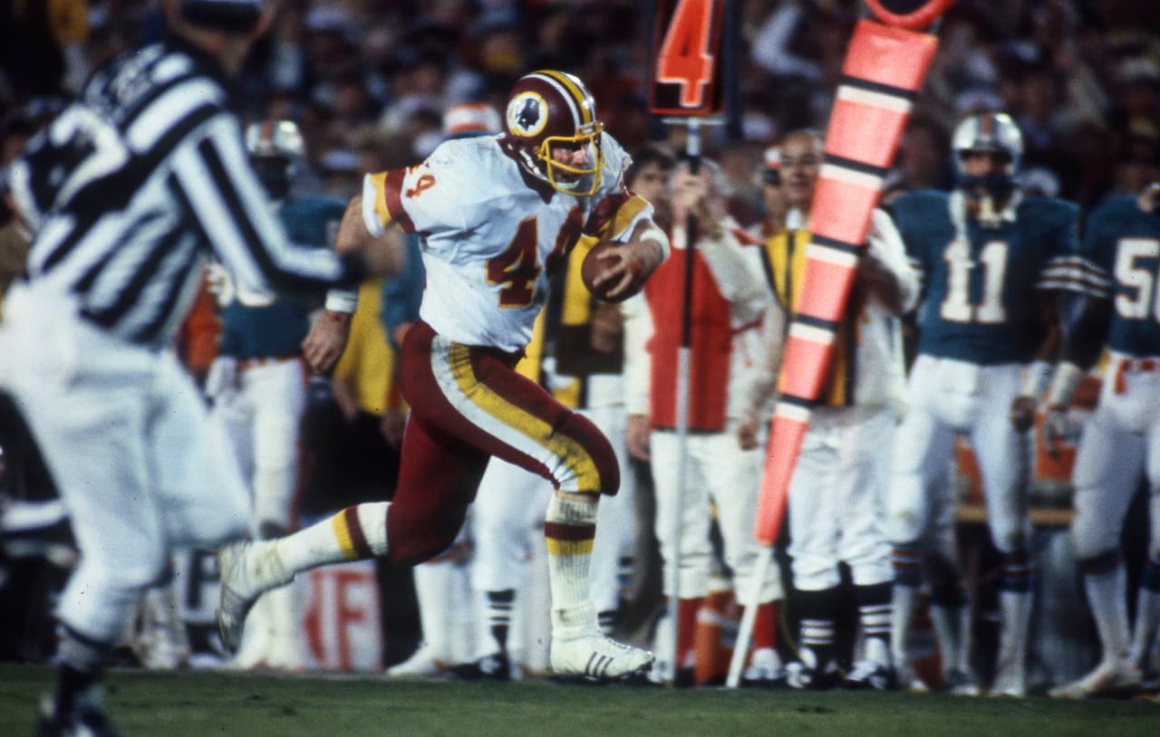 SUPER BOWL XVII: John Riggins Washington Redskins.