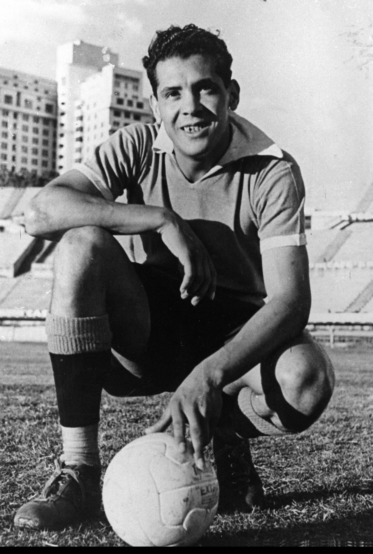 4. Obdulio Varela (Uruguay 4-2 Inglaterra en Suiza 1954) - 36 años, 9 meses y 6 días.