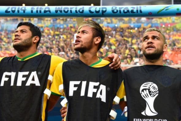 De la FIFA no quiso hablar, pero no fue porque su opinión fuese buena. "De la FIFA mejor no hablo porque se arma un lío".