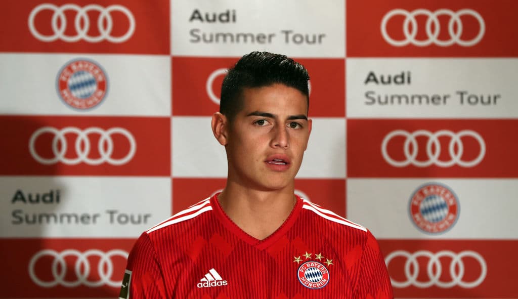 Las cámaras giran en el equipo hacia el colombiano James Rodríguez, cuya pasada temporada con el club bávaro lo catapultó como gran figura del torneo.