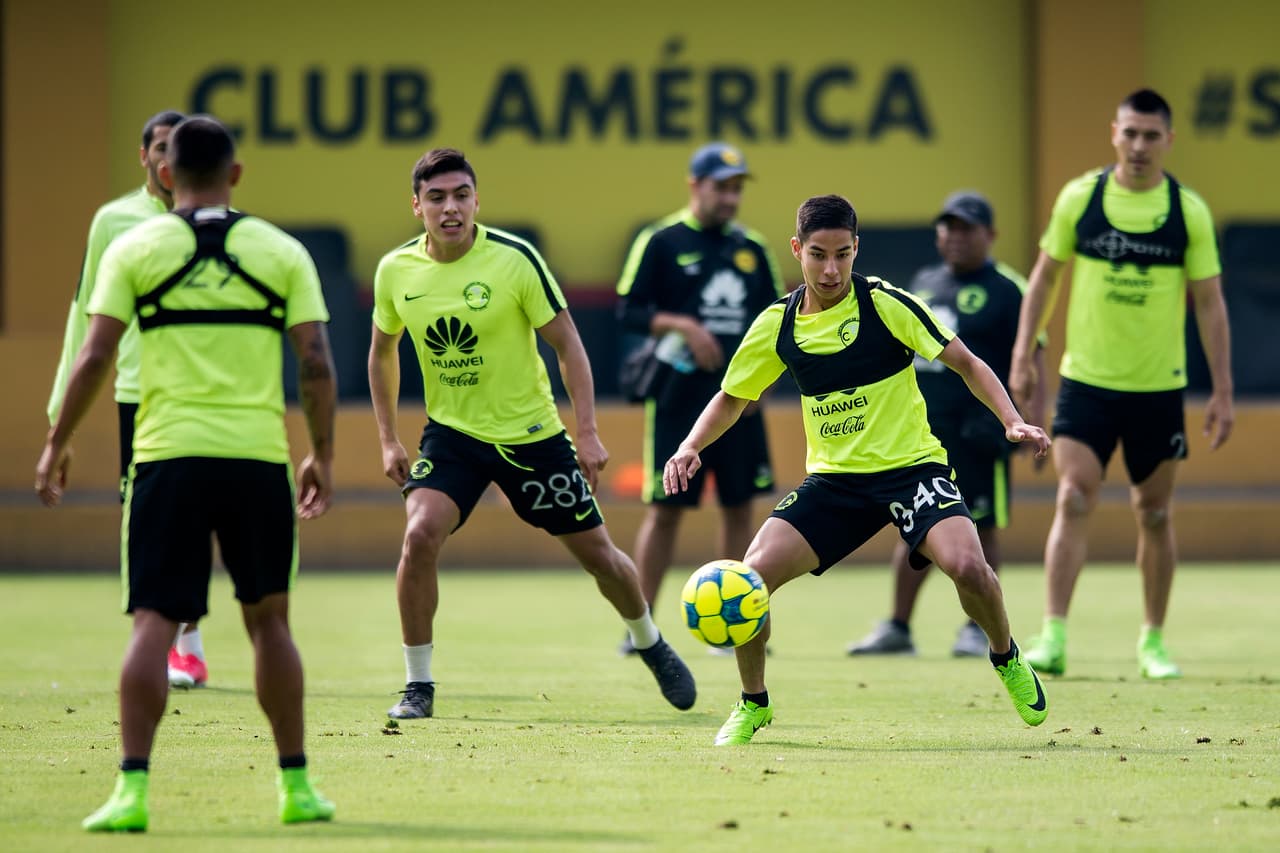 Los jugadores tuvieron sus primeros trabajos con el balón en esta jornada.