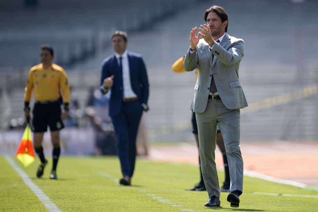 Marioni trató de mostrar su gestión desde el banquillo, aunque se encontró con un rival sólido.