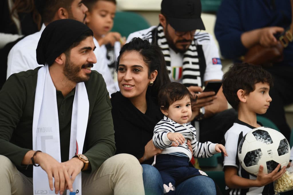 Pero del mismo modo los aficionados de la Juve se mostraron felices de estar frente a sus ídolos del balompié.