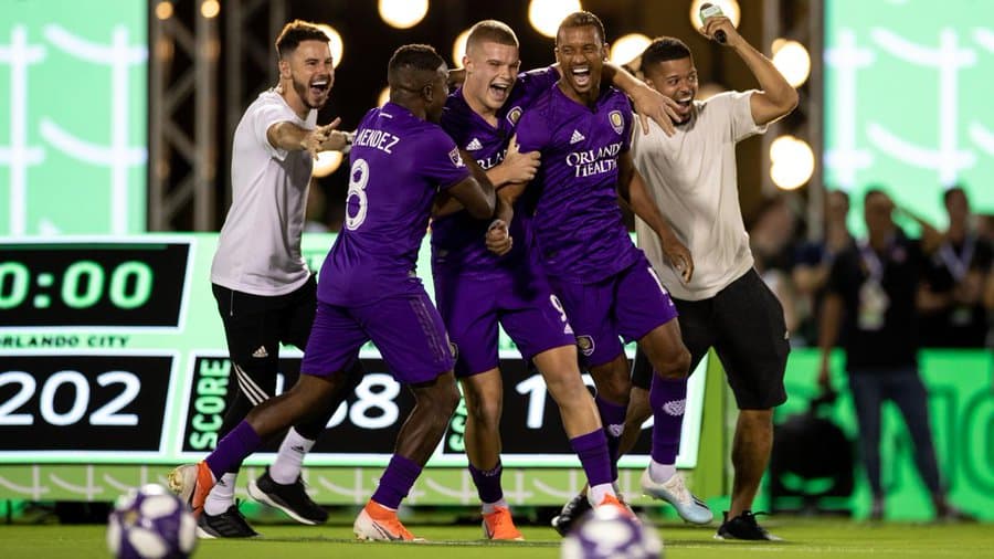 ¡Qué clase! Un bombazo de Nani dio el título a Orlando en el primer Skills Challenge
