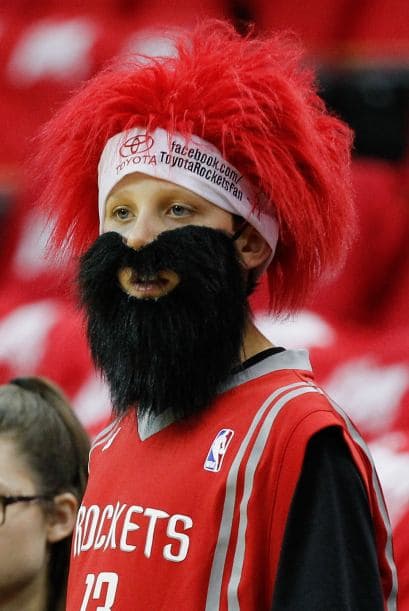 Frustrados, desesperados y cansados, así quedaron los Rockets luego de perder el primer partido de los Playoffs en casa ante los Portland Trail Blazers por tan solo dos puntos luego de jugar sobretiempo. Marcador final de 122-120.