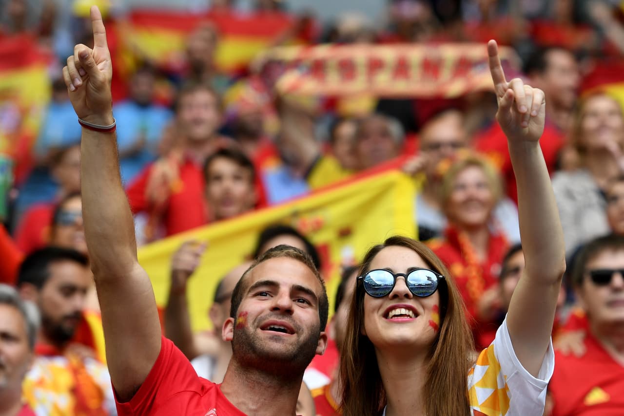 En la última fase de octavos de final, los fanáticos demostraron la pasión a sus colores entre cánticos, porras, gritos, desesperación y euforia.