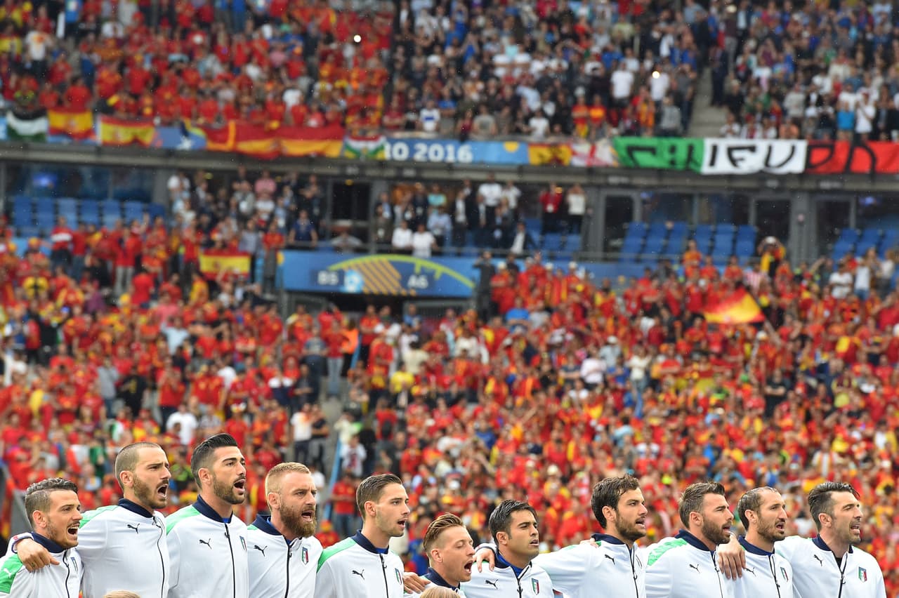 En la última fase de octavos de final, los fanáticos demostraron la pasión a sus colores entre cánticos, porras, gritos, desesperación y euforia.