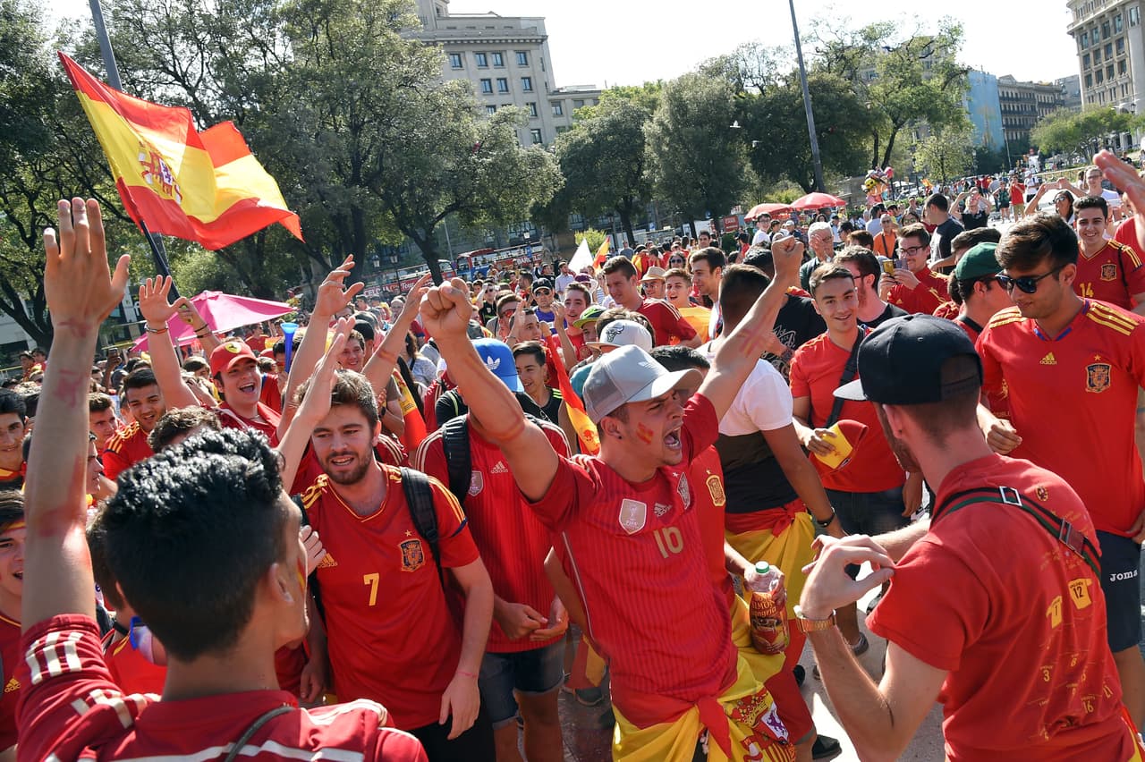 En la última fase de octavos de final, los fanáticos demostraron la pasión a sus colores entre cánticos, porras, gritos, desesperación y euforia.