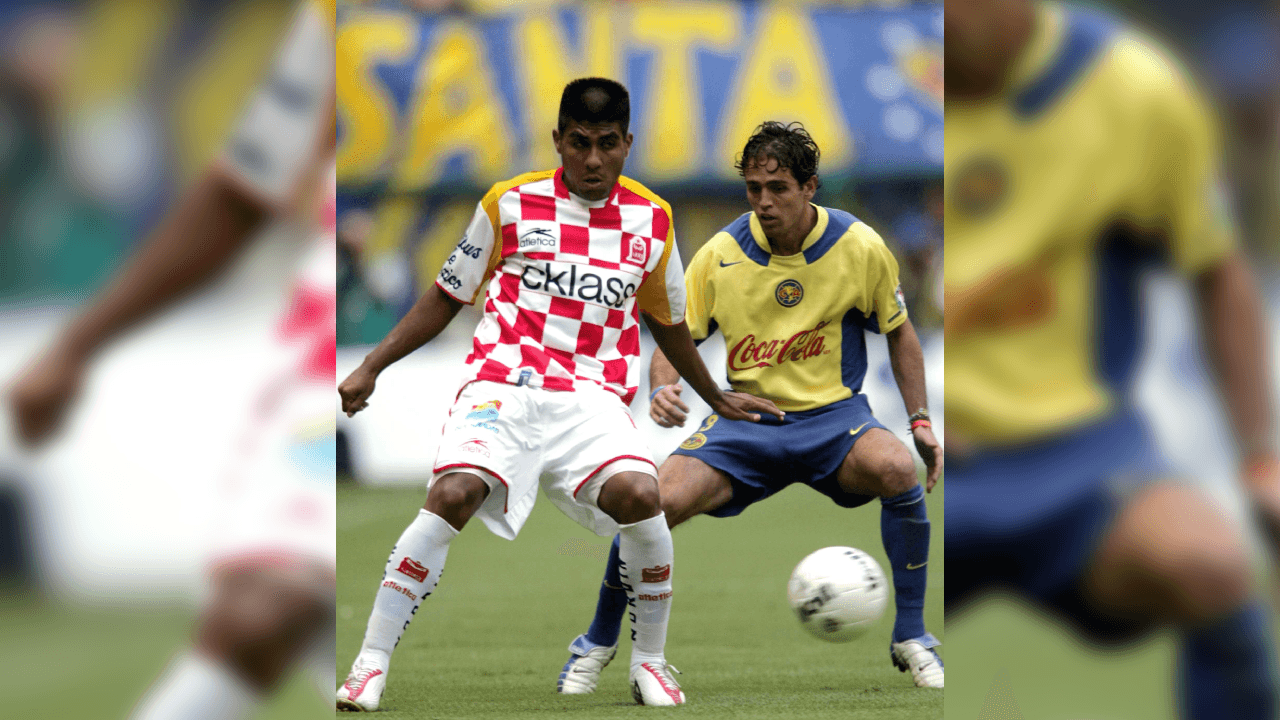 <b>Mucha calidad</b>
<br>Ambos planteles teníian jugadores de gran calidad, como en este caso, por Tecos, Daniel Ludueña 'Hachita', o por América, 'Gringo' Castro.