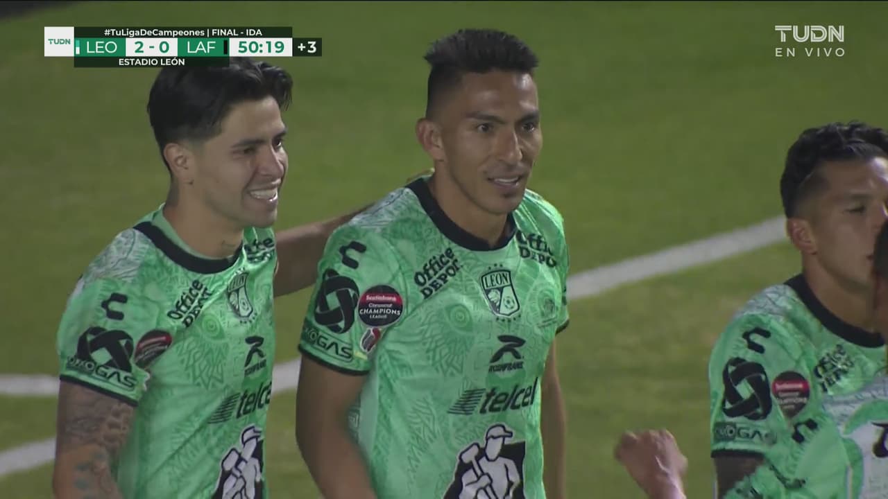 ¡Gol de León! Ángel Mena pone el 2-0 con ayuda del VAR